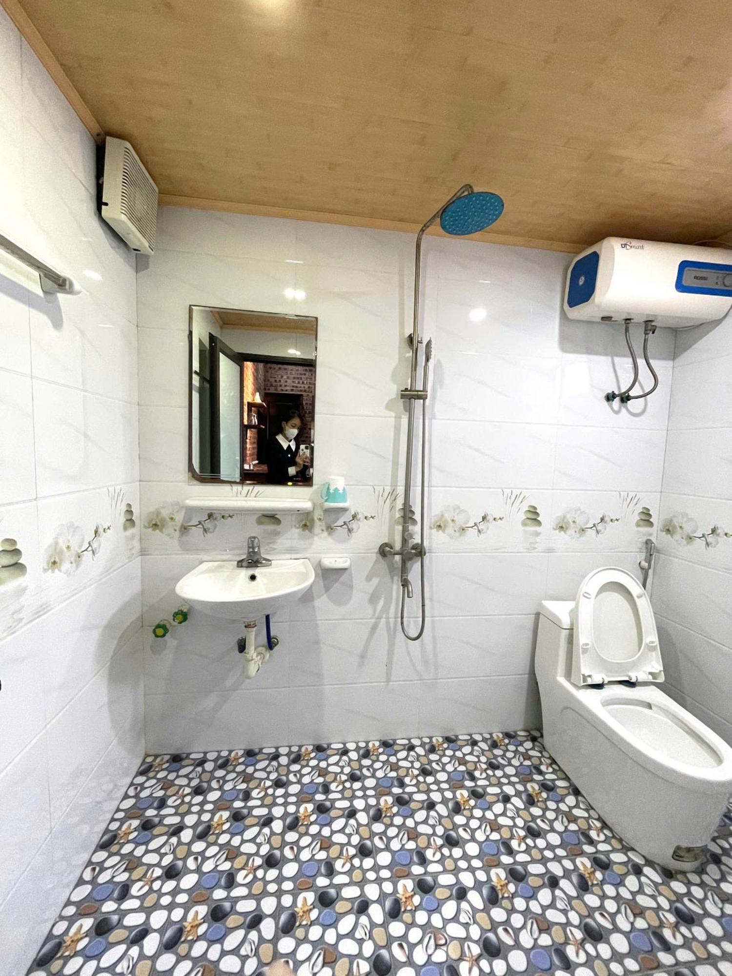 Cat Ba Spring Homestay Chan Chau Bagian luar foto